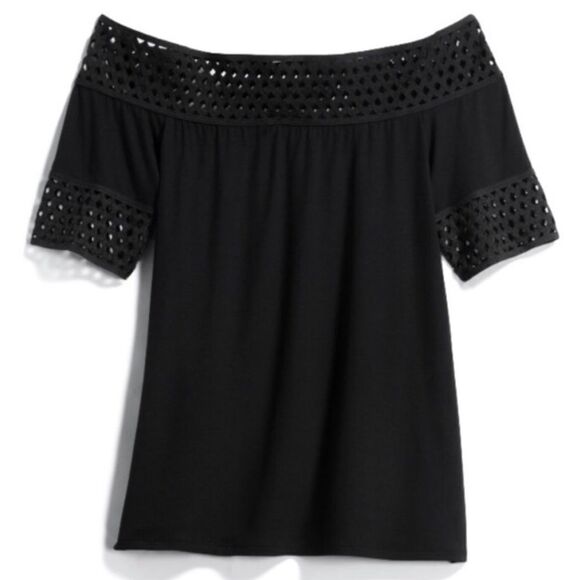 Montagne Umbra Black Off the Shoulder Top Stitch Fix Size Medium - Picture 2 of 6